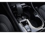 Volvo XC40 B4 Plus Dark | 2000 kg trekgewicht | Trekhaak | Stuur & Stoelverwarming | Pilot Assist | Elektrische Achterklep | Elektrische Stoelen | Google Services | Harman Kardon |
