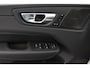 Volvo XC60 T6 Plug-in hybrid AWD Ultra Dark | Panoramadak | 360 Camera | Head-up display | Stoel en stuurwielverwarming | Trekhaak | BLIS | LED |