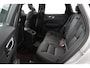 Volvo XC60 T6 Plug-in hybrid AWD Ultra Dark | Panoramadak | 360 Camera | Head-up display | Stoel en stuurwielverwarming | Trekhaak | BLIS | LED |