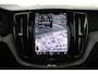 Volvo XC60 T6 Plug-in hybrid AWD Ultra Dark | Panoramadak | 360 Camera | Head-up display | Stoel en stuurwielverwarming | Trekhaak | BLIS | LED |