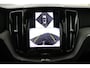 Volvo XC60 T6 Plug-in hybrid AWD Ultra Dark | Panoramadak | 360 Camera | Head-up display | Stoel en stuurwielverwarming | Trekhaak | BLIS | LED |