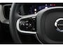 Volvo XC60 T6 Plug-in hybrid AWD Ultra Dark | Panoramadak | 360 Camera | Head-up display | Stoel en stuurwielverwarming | Trekhaak | BLIS | LED |
