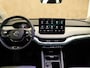 Skoda Enyaq iV 60 - SOH 95,3% - ORIGINEEL NEDERLANDSE AUTO - CRUISE CONTROL - APPLE CARPLAY/ANDROID AUTO - CLIMATE CONTROL - NAVIGATIE FULL MAP - LICHTMETALEN VELGEN 21 INCH - HALFLEDEREN BEKLEDING - STOELVERWARMING VOORZIJDE