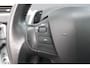 Peugeot 2008 1.2 PureTech Active Automaat Airco Navi Panoramadak Trekhaak