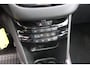 Peugeot 2008 1.2 PureTech Active Automaat Airco Navi Panoramadak Trekhaak
