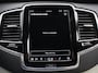 Volvo XC90 2.0 T8 Recharge AWD Ultimate Dark | Leder | Panorama-schuifdak | Navigatie | Electrisch bedienbare achterklep | Camera 360* | Elektrische trekhaak Adaptieve cruise control | Keyless | Verwarmde stoelen | LED | Stuurverwarming | Apple Carplay/ Android Auto
