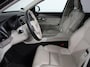 Volvo XC90 2.0 T8 Recharge AWD Ultimate Dark | Leder | Panorama-schuifdak | Navigatie | Electrisch bedienbare achterklep | Camera 360* | Elektrische trekhaak Adaptieve cruise control | Keyless | Verwarmde stoelen | LED | Stuurverwarming | Apple Carplay/ Android Auto