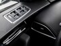 Jaguar F-Pace 2.0 Portfolio R-Sport AWD 20d 180Pk Automaat (NAVIGATIE, KEYLESS, CAMERA, GETINT GLAS, STUUR/STOELVERWARMING, LEDEREN SPORTSTOELEN, XENON, LANE ASSIST, NIEUWSTAAT)