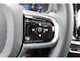 Volvo V60 T6 Plug-in hybrid AWD Plus Dark | Schuif/kanteldak | El. Trekhaak | 360 Camera | El. Stoelen met geheugen | BLIS