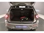 Volkswagen Golf R-Line Edition 1.5 eTSI 150pk DSG Automaat Panoramadak, Harman Kardon audio, LED matrix koplampen, Adaptive cruise control, Achteruitrijcamera