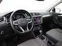 Volkswagen Tiguan 1.4 TSI eHybrid | Pano dak | Trekhaak | Navigatie | ACC |