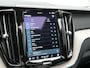 Volvo XC60 T8 AWD Inscription Long Range Plug In Hybrid 455pk Dealer O.H PHEV | Trekhaak Af Fabriek | Panodak | Adaptive Cruise | Lederen Sportstoelen Memory & Verwarmd | Stuur Verwarmd | Navigatie | Apple Carplay | DAB |