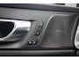 Volvo V60 T6 Plug-in hybrid AWD Plus Dark | Trekhaak | 360 Graden camera | Harman Kardon audio | Adaptieve Cruise Control | Stoel + stuurwielverwarming