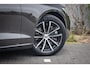 Volvo V60 T6 Plug-in hybrid AWD Plus Dark | Trekhaak | 360 Graden camera | Harman Kardon audio | Adaptieve Cruise Control | Stoel + stuurwielverwarming