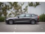 Volvo V60 T6 Plug-in hybrid AWD Plus Dark | Trekhaak | 360 Graden camera | Harman Kardon audio | Adaptieve Cruise Control | Stoel + stuurwielverwarming