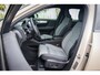 Volvo XC40 2.0 B4 Plus Dark | Adaptieve Cruise control | BLIS Dodehoek detectie | Stoel + Stuurverwarming | Keyless | Elektr. Stoelen | Memory | Trekhaak | Parkeercamera | Harman Kardon Audio