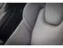 Volvo V90 T8 Plug-in hybrid AWD Ultra Dark | 360 Graden camera | Trekhaak | Schuif-/kanteldak | Adaptieve Cruise Control | Adaptieve LED koplampen | Head-up Display