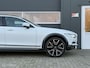 Volvo V90 Cross Country 2.0 D4 AWD Geartronic-8 /Pilot Assist/Aut.inparkeren/Trekhaak/Adap CC/Winterline/21inch/Dealer onderhouden.