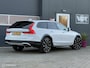 Volvo V90 Cross Country 2.0 D4 AWD Geartronic-8 /Pilot Assist/Aut.inparkeren/Trekhaak/Adap CC/Winterline/21inch/Dealer onderhouden.