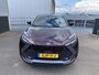 Toyota C-HR 1.8 Hybrid 140 Dynamic NL-auto, Dodehoekdetectie, Adaptieve cruise control, keyless, achteruitrij camera, navigatie Apple CarPlay/Android Auto, parkeersensoren
