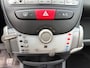 Toyota Aygo 1.0-12V Access Nette auto goed onderhouden 5 deurs model compleet met boekjes.
