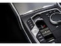 BMW 3-Serie 330e xDrive Sedan Hybrid | Full Option | M Sport | Glazen Schuifdak | H&K | Innovation | Head Up |19 inch |