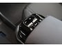 Volvo EX30 Extended Range Plus 69 kWh - Adaptive Cruise Control - Harman/Kardon audio - Parkeercamera achter - Parkeersensoren voor & achter - Apple Carplay - Extra getint glas - 19' LMV