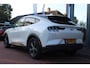Ford Mustang Mach-E 75kWh | 10X Op Voorraad! | Camera | Vol- Leder | Adaptive Cruise & Climate Control | Stoel & Stuurverwarming | Carplay | Navigatie |