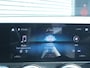 Mercedes-Benz GLB 200 | Trekhaak | Clima | Cruise | Navi Full Map | Dealer onderhouden | Stof/Leder | LED | Comfortstoel+Verwarming | PDC V+A+Cam |