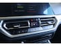 BMW 3-Serie 320i M Sport I Geen Import I Sfeerverlichting I Alcantara
