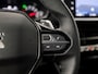 Peugeot 208 1.2 PureTech Allure Sport Automaat (APPLE CARPLAY, GROOT NAVI, LANE ASSIST, SPORTSTOELEN, PARKEERSENSOREN, CRUISE, DAB+, NIEUWSTAAT)