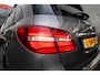 Mercedes-Benz B-klasse 250 Automaat 211 pk 4Matic Prestige AMG-Pakket / Face-Lift/ Leder/ Sport-Stoelen/ Stoel.Verw/ Led-Koplamp/ Park.Sens/ 18'' LMV