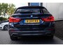 BMW 5-Serie Touring 530d 266 pk xDrive High Executive M-Sportpakket / BTW-Auto/ Dealer.Ond/ Pano-Dak/ Leder/ Sport-Stoelen/ Head-Up/ Keyless/ 19'' LMV