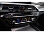 BMW 5-Serie Touring 530d 266 pk xDrive High Executive M-Sportpakket / BTW-Auto/ Dealer.Ond/ Pano-Dak/ Leder/ Sport-Stoelen/ Head-Up/ Keyless/ 19'' LMV