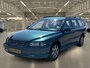 Volvo V70 2.4 Comfort Line Automaat nieuwe APK Rijklaar