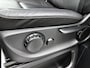 Mercedes-Benz V-klasse V 300d L2 Automaat Avantgarde Line Dubbel Cabine | AMG Line | Distronic+ | Stoelverwarming | Trekhaak | Climate Control | Navigatie | Spiegelpakket | Dodehoekassistent