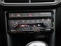 Volkswagen T-Cross 1.0 TSI Life 95 PK | Navigatie | Adaptive Cruise Control | Climate Control | Parkeersensoren | Lichtmetalen velgen | Privacy glass |