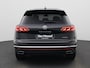 Volkswagen Touareg 3.0 TSI Hybrid | 380PK | Automaat | Plug-In | Trekhaak | Lederen Interieur | Elektrische Stoelen | Digital Cockpit | Dynaudio Geluidsysteem | Navigatie | Stoelverwarming |