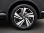 Volkswagen Touareg 3.0 TSI Hybrid | 380PK | Automaat | Plug-In | Trekhaak | Lederen Interieur | Elektrische Stoelen | Digital Cockpit | Dynaudio Geluidsysteem | Navigatie | Stoelverwarming |