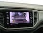 Volkswagen T-Roc 1.5 TSI Style Business | Achteruitrijcamera | Navigatie | Adaptieve cruise control | Draadloze telefoonlader | Airco | CarPlay | Parkeersensoren |