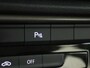 Volkswagen T-Roc 1.5 TSI Style Business | Achteruitrijcamera | Navigatie | Adaptieve cruise control | Draadloze telefoonlader | Airco | CarPlay | Parkeersensoren |