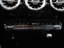 Mercedes-Benz CLA 180 Business Solution AMG | Achteruitrijcamera | Parkeersensoren | Stoelverwarming |