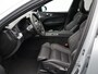 Volvo XC60 2.0 T6 Plug-in hybrid AWD Plus Black Edition / Panoramadak / Harman kardon / Elektrische Stoelen / Stoel+Stuurverwarming / Adaptive Cruise / BLIS / Getint Glas /