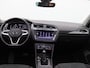 Volkswagen Tiguan 1.4 TSI Elegance eHybrid 245PK DSG matrix led, massagestoel, trekhaak, achteruitrijcamera, elektrische achterklep, panoramadak, adaptive cruise, side assist, stuur-stoelverwarming, elektrische achterklep, keyless, 18" lichtmetaal