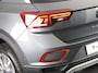 Volkswagen T-Roc Life Edition 1.5 110 kW / 150 pk TSI SUV 7 versn. | Verlengde garantie | Navigatie via App | Parkeersensoren (Park assist) | Achteruitrijcamera | Adaptieve cruise control |
