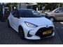 Toyota Yaris 1.5 HYBRID EXECUTIVE 17"LMV DODEHOEK HALF-LEDER/STOELVERWARMING P-SENSOREN NAVI LED-PAKKET KEYLESS NL-AUTO