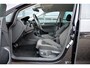 Volkswagen Golf 1.5 TSI Highline Business R Line