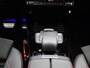 Mercedes-Benz A-klasse 180 Business Solution AMG | Automaat | Navigatie | Sfeerverlichting | Achteruitrijcamera | Stoelverwarming | Wide Screen Virtual Cockpit | Cruise Control | Climate Control | Parkeersensoren | Bluetooth | LED | Sportstuur | Half-Leder | Lichtmetalen Velgen|