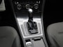 Volkswagen E-Golf E-DITION | 94% SOH | Navigatie | Apple Carplay / Android Auto | Cruise Control | Parkeersensoren | Climate Control | Warmtepomp | Lane Assistant | Lichtmetalen Velgen |