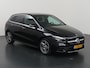 Mercedes-Benz B-klasse 250 e AMG Line | Widescreen | Stoelverwarming | Cruise control | Extra getint glas |